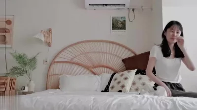 重金约炮身材不错的美少妇各种姿势爆操她